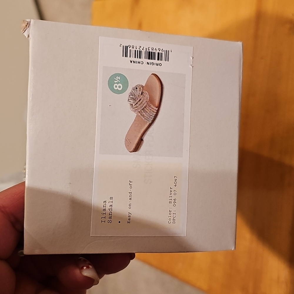 A New Day Women's Beige and Metallic Sandals - Picture 5 of 5